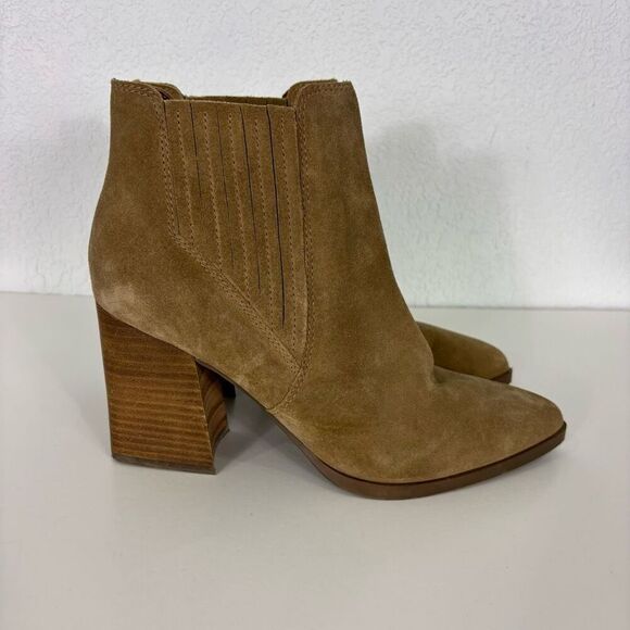 Marc Fisher Tan Suede Block Heeled Ankle Booties Size 9.5 - Picture 2 of 7